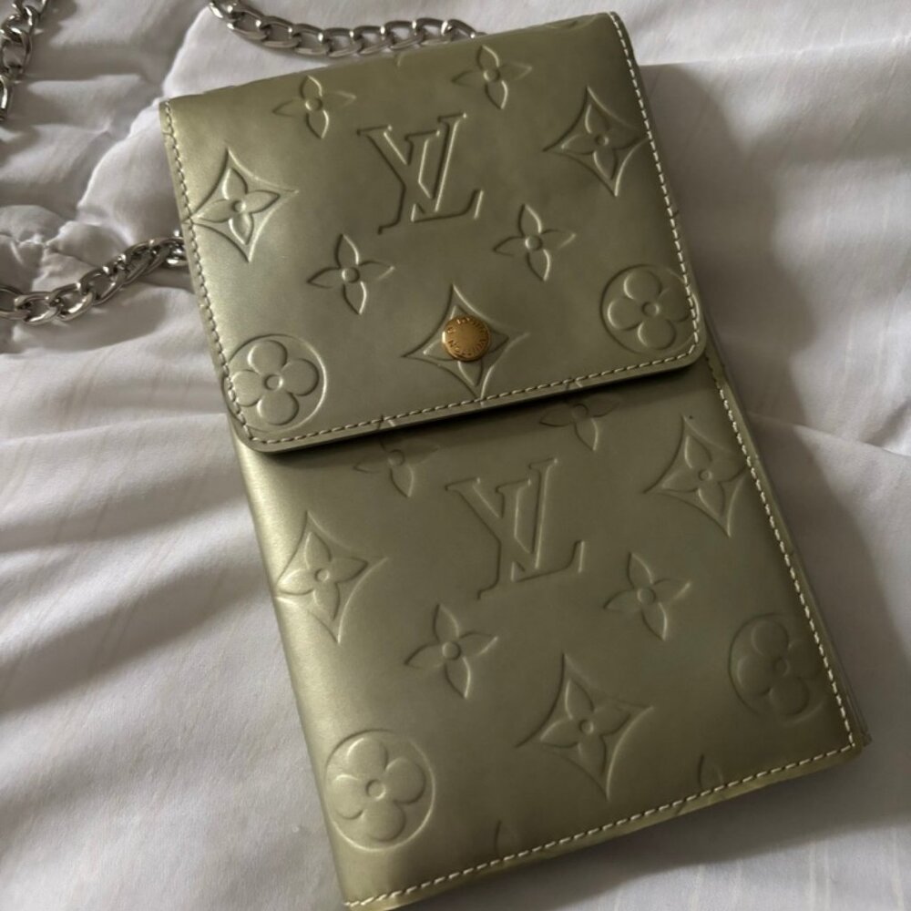 Auth Louis Vuitton RARE Gold Green Olive Venis Leather Walker Crossbody Bag